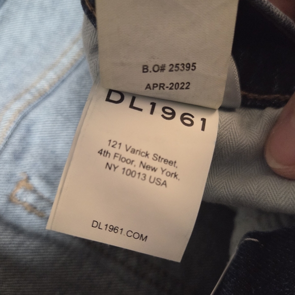 DL1961 Women's Straight Leg Jeans in Dark Blue - Picture 8 of 10